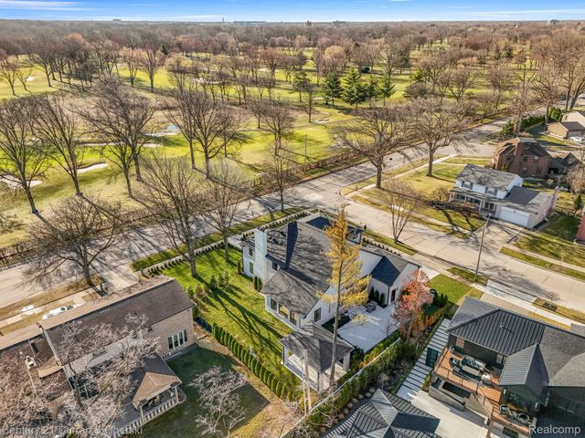 2211 Golfview Drive, Dearborn, MI 48128