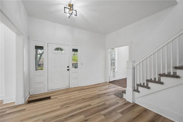 11605 E Winner Road, Independence, MO 64052