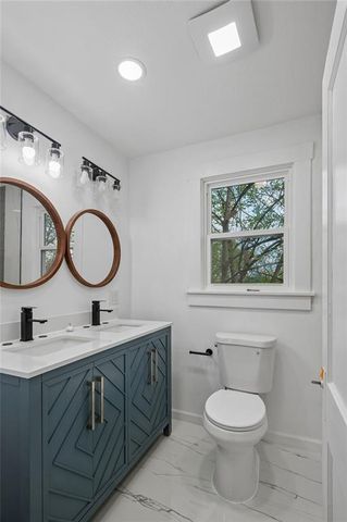 11605 E Winner Road, Independence, MO 64052