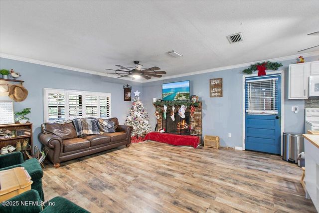 45077 CLEMMONS Road, Callahan, FL 32011