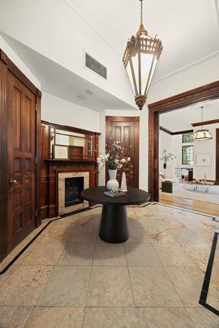 51 W 73rd Street, New York City, NY 10023