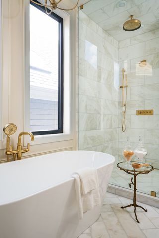 3041 N Leavitt Street, Chicago, IL 60618
