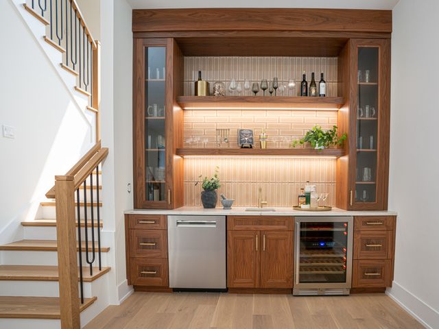 3041 N Leavitt Street, Chicago, IL 60618
