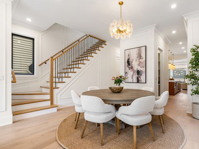 3041 N Leavitt Street, Chicago, IL 60618