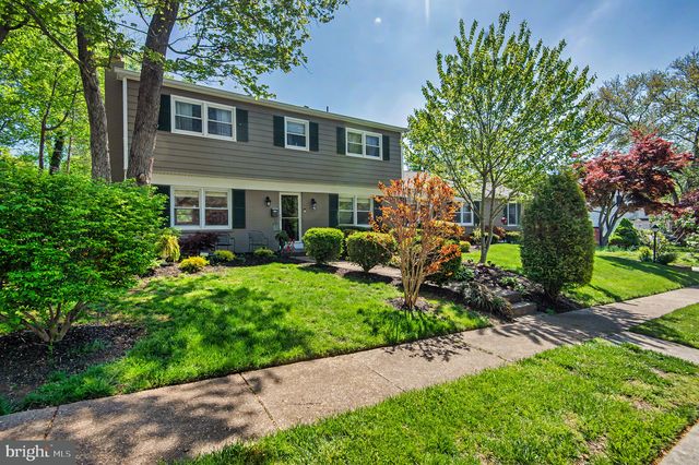 20 VASSAR DR, Newark, DE 19711