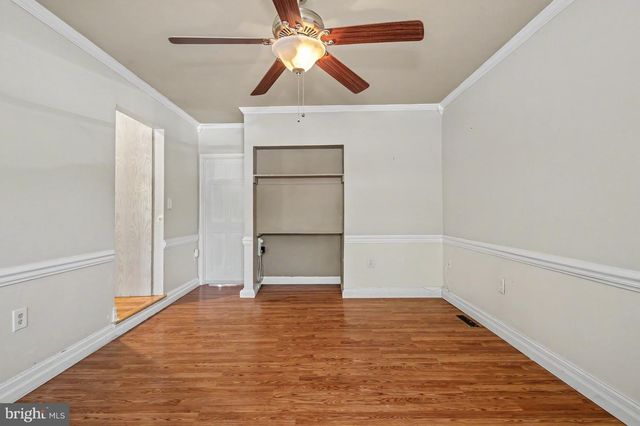 20 VASSAR DR, Newark, DE 19711