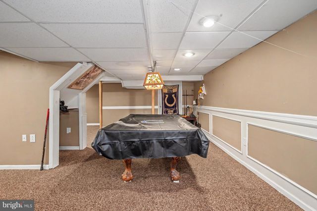 20 VASSAR DR, Newark, DE 19711