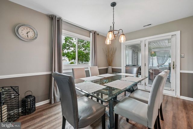 8201 CORBETT RD, Pennsauken, NJ 08109