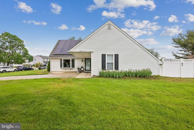 8201 CORBETT RD, Pennsauken, NJ 08109