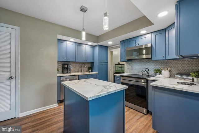 8201 CORBETT RD, Pennsauken, NJ 08109