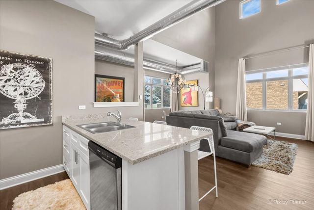 364 S Main Street 364, Bartlett, IL 60103