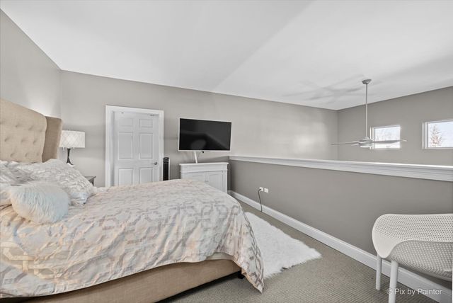 364 S Main Street 364, Bartlett, IL 60103