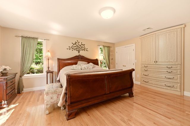 317 Linden St, Boylston, MA 01505