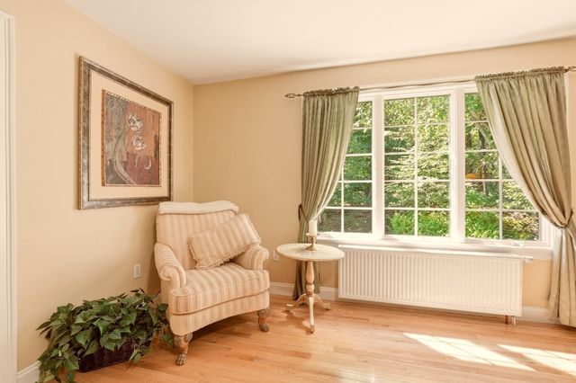 317 Linden St, Boylston, MA 01505