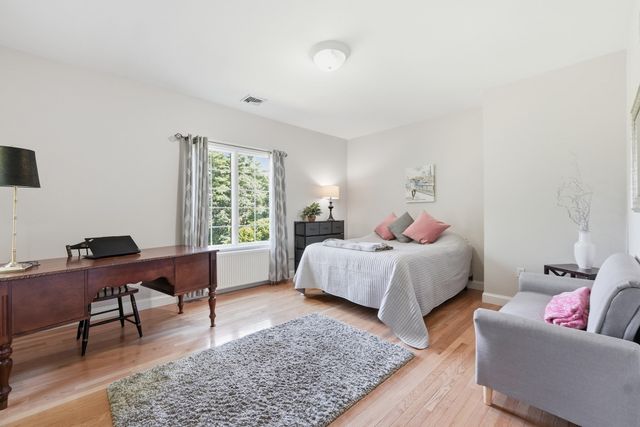 317 Linden St, Boylston, MA 01505