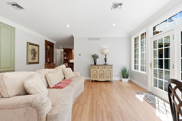 317 Linden St, Boylston, MA 01505