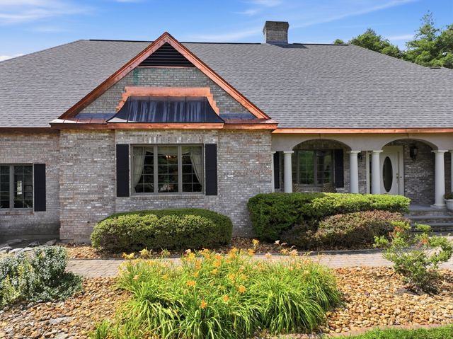 317 Linden St, Boylston, MA 01505