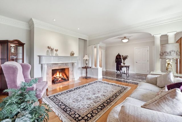 317 Linden St, Boylston, MA 01505