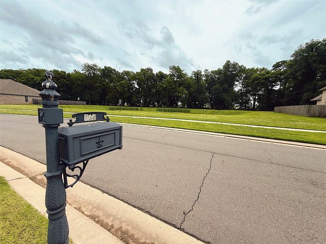 360 Coppice Place, Bossier City, LA 71111