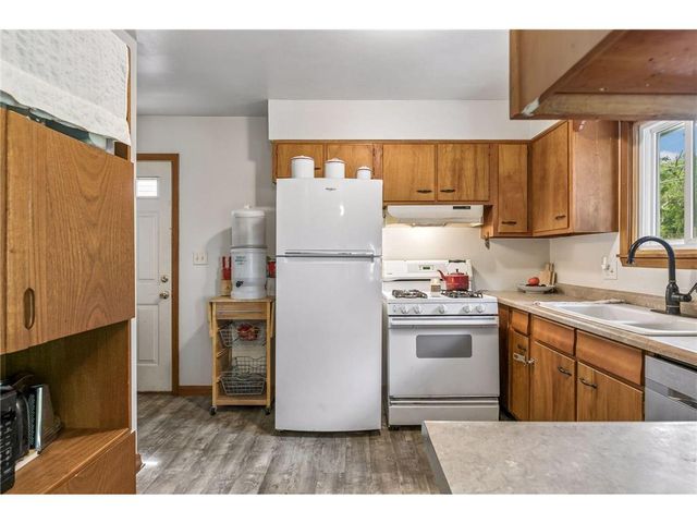 711 Saint Croix Street, Hudson, WI 54016