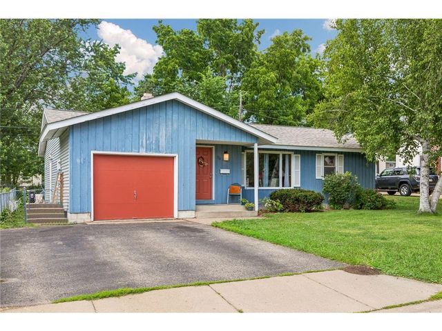 711 Saint Croix Street, Hudson, WI 54016