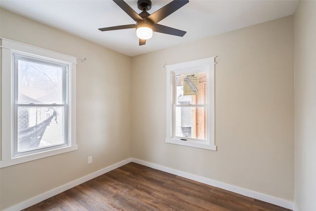 1257 E 33rd Street, Des Moines, IA 50317