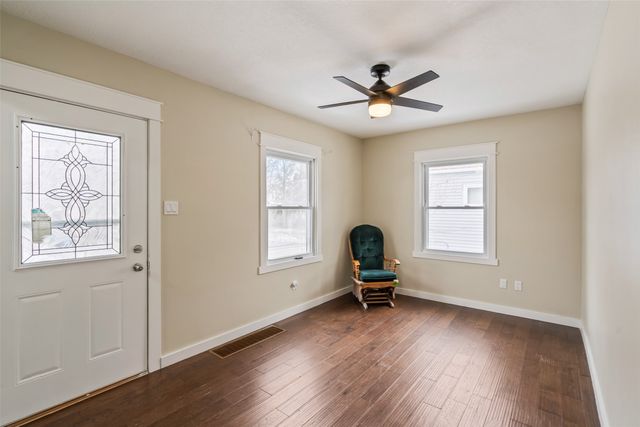 1257 E 33rd Street, Des Moines, IA 50317