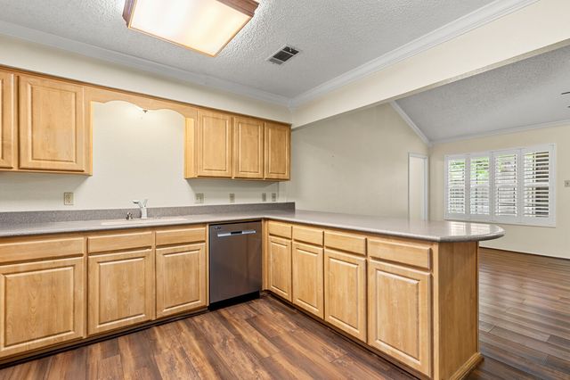7100 Canterbury Drive, Waco, TX 76712