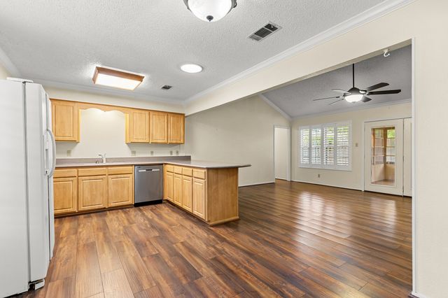 7100 Canterbury Drive, Waco, TX 76712