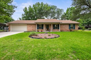 7100 Canterbury Drive, Waco, TX 76712