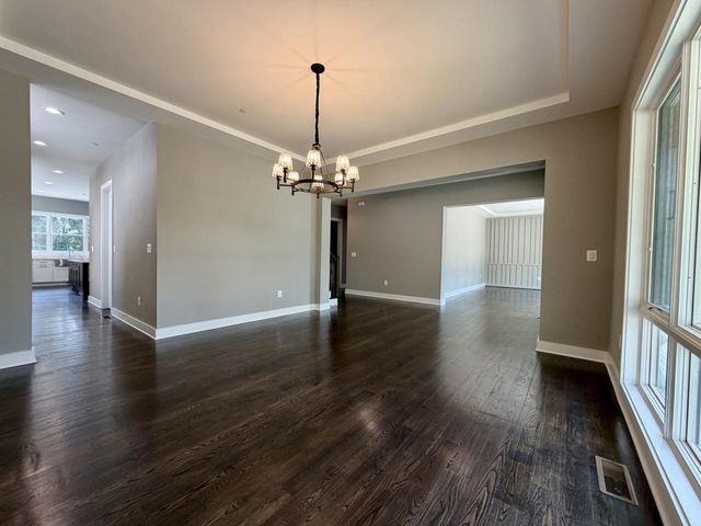 5514 MCKINLEY ST, Bethesda, MD 20817
