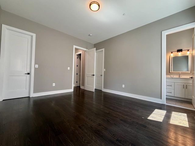 5514 MCKINLEY ST, Bethesda, MD 20817
