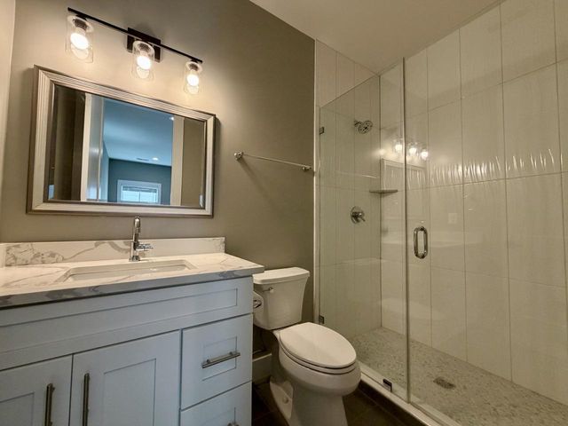 5514 MCKINLEY ST, Bethesda, MD 20817