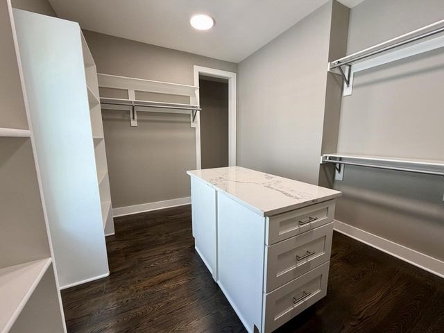5514 MCKINLEY ST, Bethesda, MD 20817