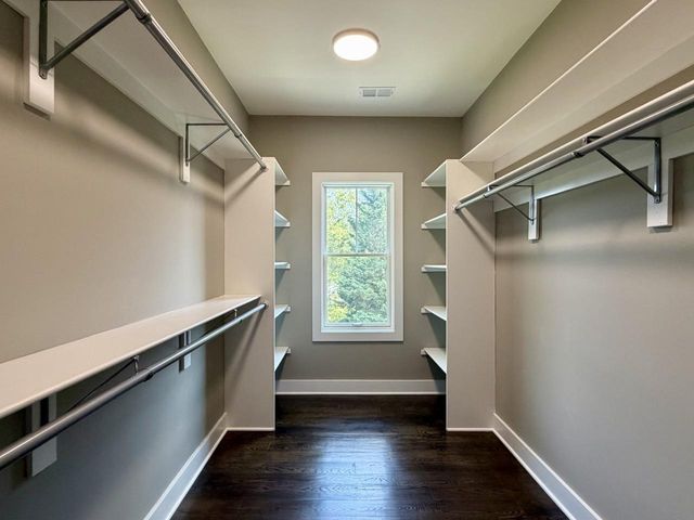 5514 MCKINLEY ST, Bethesda, MD 20817