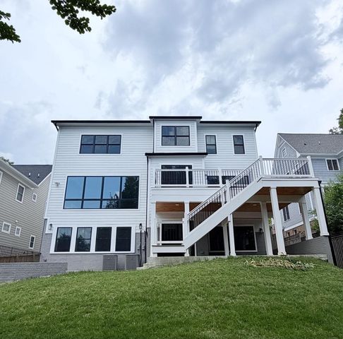 5514 MCKINLEY ST, Bethesda, MD 20817