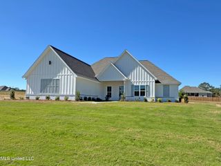 404 Lennon Lane, Brandon, MS 39047