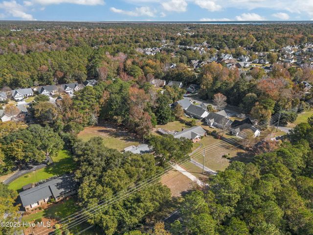 119 Futch Creek Road, Wilmington, NC 28411