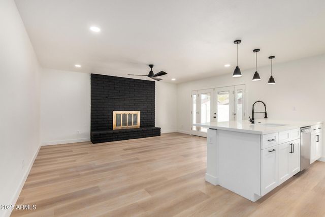 2501 E PEBBLE BEACH Drive, Tempe, AZ 85282