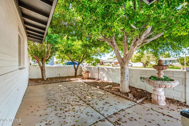 2501 E PEBBLE BEACH Drive, Tempe, AZ 85282