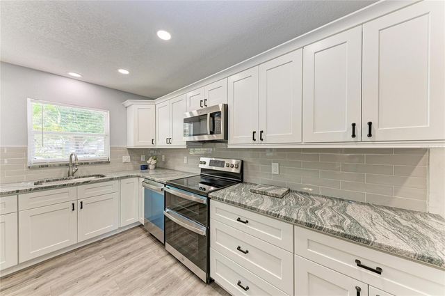 2401 10TH STREET W, Palmetto, FL 34221