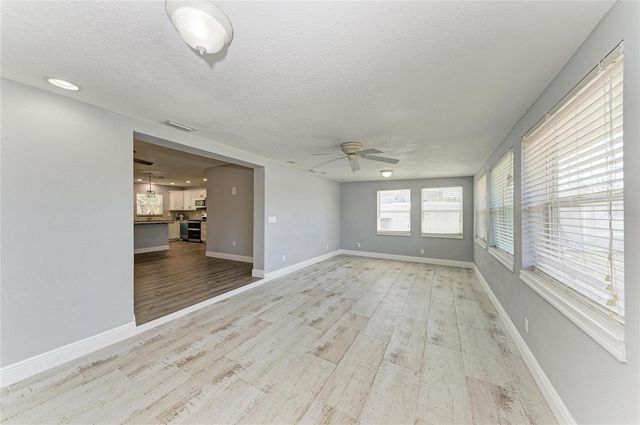 2401 10TH STREET W, Palmetto, FL 34221