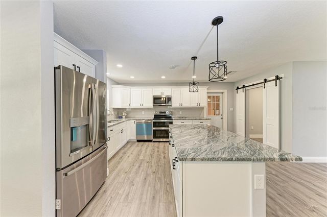 2401 10TH STREET W, Palmetto, FL 34221