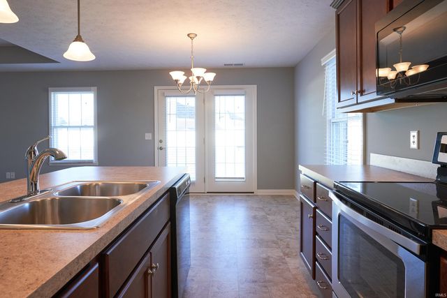 3320 Ralston Drive, Evansville, IN 47715