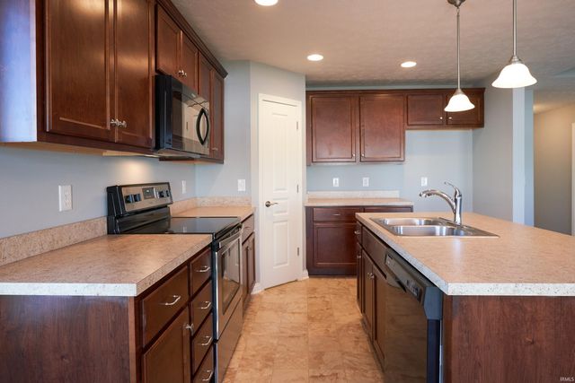 3320 Ralston Drive, Evansville, IN 47715