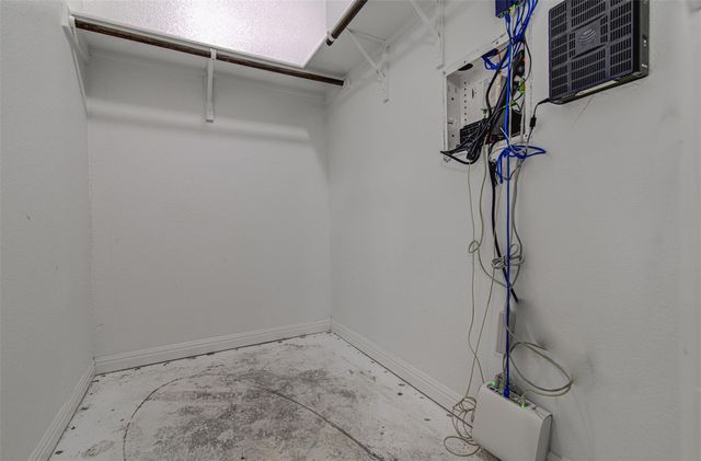 1407 Airedale RD 1104, Austin, TX 78748