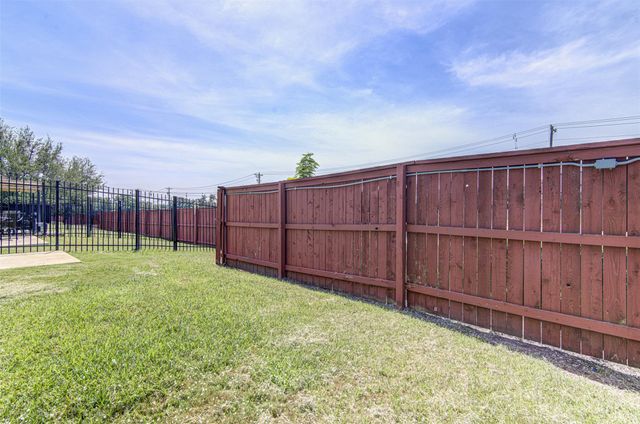 1407 Airedale RD 1104, Austin, TX 78748