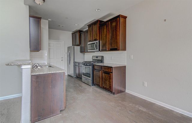 1407 Airedale RD 1104, Austin, TX 78748