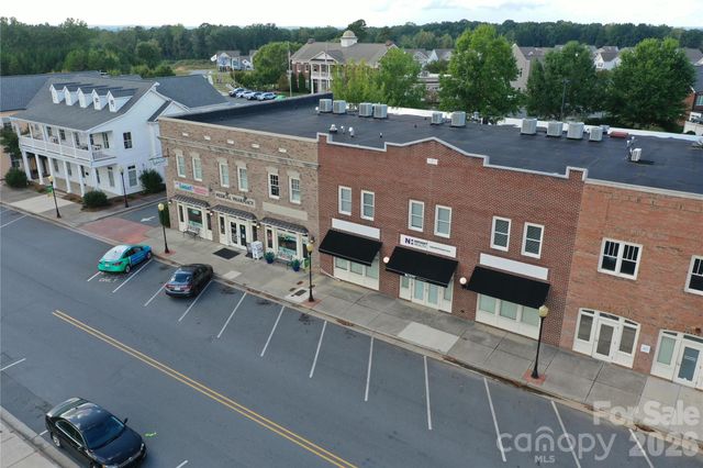 205 Amber Glen Drive, Locust, NC 28217