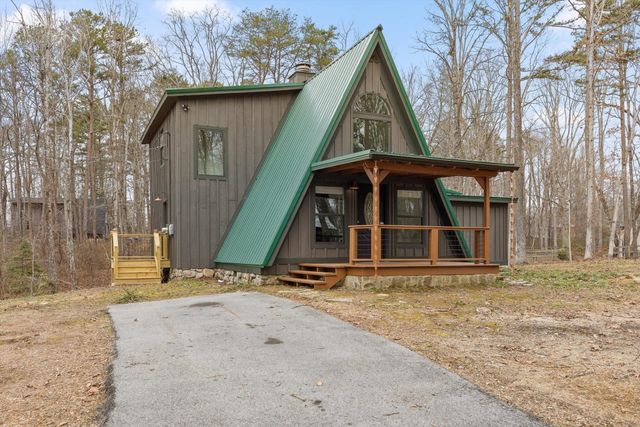 170 Miller Cove Circle, Signal Mountain, TN 37377